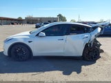 Tesla Model Y Long Range Dual Motor All-Wheel Drive 5YJYGDEE6MF275924 снимка