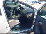 Ford Focus Se 1FADP3F2XEL388048 fotografie
