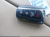 Hyundai Genesis 5.0 KMHGN4JF1FU063194 снимка