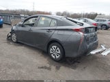 Toyota Prius Three JTDKARFUXH3541202 снимка