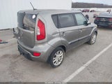 Kia Soul + KNDJT2A61C7381752 fotografie