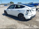 Tesla Model Y Performance Dual Motor All-Wheel Drive 7SAYGDEF3PF745228 fotografie