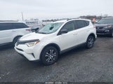 Toyota Rav4 Le JTMBFREV1HJ701183 снимка