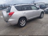 Toyota Rav4 Limited JTMBD31VX75122984 снимка