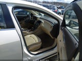 Buick Lacrosse Premium 2 Group 1G4GF5E33CF220792 fotografie