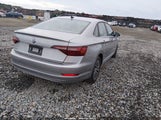 Volkswagen Jetta 1.4T R-Line/1.4T S/1.4T Se 3VWCB7BU7LM037044 photo