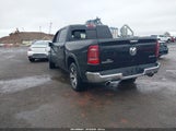 Ram  Laramie 4X4 5'7 Box 1C6SRFJT6KN631861 fotografie