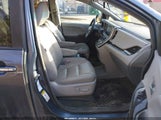 Toyota Sienna Xle 7 Passenger 5TDDZ3DC2HS183729 снимка