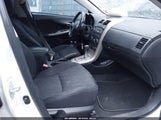 Toyota Corolla S 2T1BU4EE8AC297664 fotografie