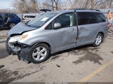 Toyota Sienna Le V6 5TDKK3DC0BS046016 снимка