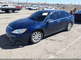 Chrysler 200 Limited 1C3CCBCG2EN185322 photo