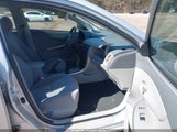 Toyota Corolla Le JTDBU4EE4A9116341 снимка