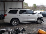 Toyota Sequoia Platinum 5.7L V8 5TDDW5G10FS124819 fotografie