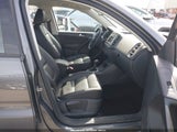 Volkswagen Tiguan S WVGAV7AX6GW558612 photo