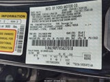 Lincoln Continental Reserve 1LN6L9RP7H5627018 снимка