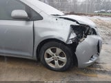 Toyota Sienna Le V6 8 Passenger 5TDKK3DC8DS361049 снимка