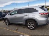 Toyota Highlander Limited Platinum V6 5TDDKRFH5ES071096 fotografie