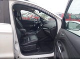 Ford Escape Titanium 1FMCU9J98GUA12608 fotografie