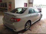 Toyota Corolla S 2T1BU4EE1BC697616 fotografie