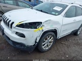 Jeep Cherokee Latitude 4X4 1C4PJMCB6HW588317 снимка