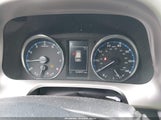 Toyota Rav4 Xle JTMRFREV8GJ102326 снимка