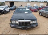 Lincoln Town Car Executive 1LNCM81W6MY713510 снимка