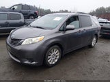 Toyota Sienna Le 5TDJK3DCXBS010829 снимка
