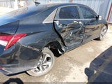 Hyundai Elantra Limited 5NPLP4AG3NH068234 photo