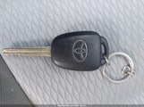 Toyota Corolla Le 5YFBURHE7GP537210 fotografie