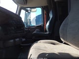 Volvo Vnl 4V4NC9EH9JN888627 снимка
