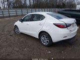 Toyota Yaris Ia 3MYDLBYV6JY323823 fotografie