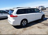 Toyota Sienna Le V6 8 Passenger 5TDKK3DCXDS351803 fotografie