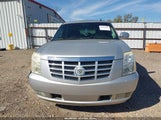Cadillac Escalade Standard 1GYUKAEFXAR108762 снимка