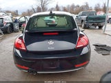 Volkswagen Beetle 2.0T Se 3VWJD7AT2JM702343 снимка