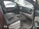 Kia Sedona Lx KNDMB5C15L6637013 photo