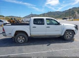Toyota Tacoma Base V6 3TMLU4EN0FM189588 photo