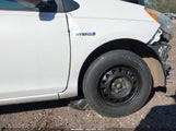 Toyota Prius C Two JTDKDTB38C1507393 снимка