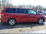 Toyota Sienna Le V6 8 Passenger 5TDKK3DC4DS299679 fotografie