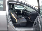 Toyota Corolla Le 2T1BURHE0JC036876 снимка
