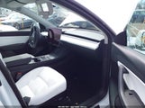 Tesla Model Y Long Range Dual Motor All-Wheel Drive 7SAYGDEE8NF381442 снимка