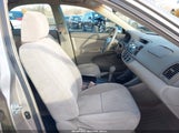 Toyota Camry Le/Xle/Se 4T1BE32K13U750705 photo