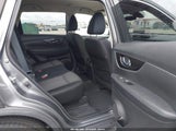 Nissan Rogue Sv JN8AT2MTXKW258669 fotografie