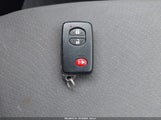 Toyota Prius Two JTDKN3DU9C5452397 fotografie