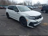 Volkswagen Tiguan 2.0T Se R-Line Black 3VV8B7AX0NM083968 снимка