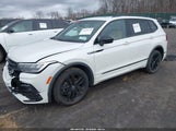 Volkswagen Tiguan 2.0T Se R-Line Black 3VV8B7AX0NM083968 photo