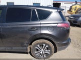 Toyota Rav4 Le JTMZFREV7JJ150441 снимка