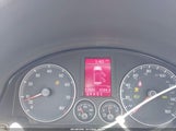 Volkswagen Rabbit S WVWDB71K88W276634 снимка