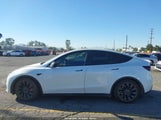 Tesla Model Y Long Range Dual Motor All-Wheel Drive/Performance Dual Motor All-Wheel Drive 5YJYGDEF2LF033753 fotografie