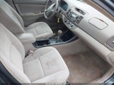 Toyota Camry Le 4T1BE32KX3U749164 снимка