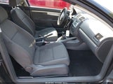 Volkswagen Rabbit S WVWAA71K18W341880 снимка